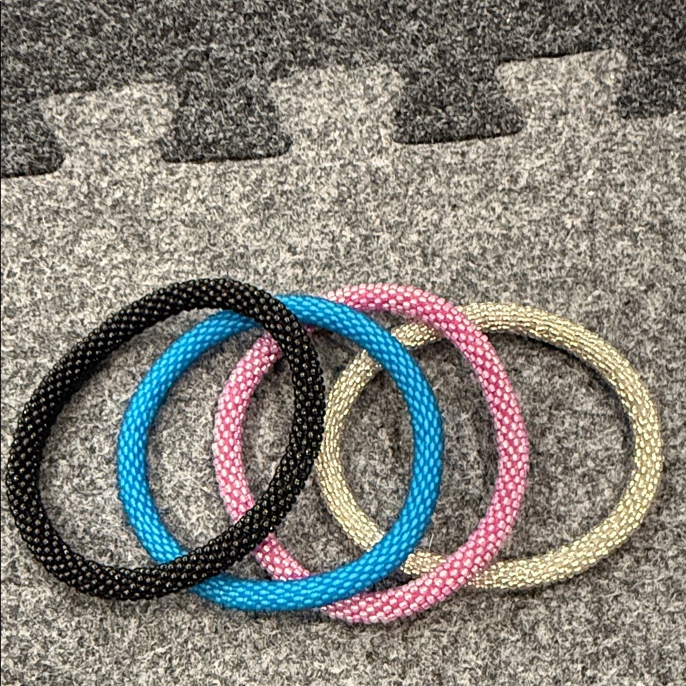 Colorful Sashka|Co Beaded Bracelets Set